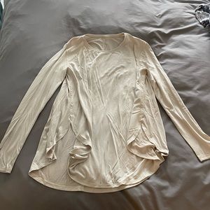 Lululemon Draped Bum Long Sleeve Size 8